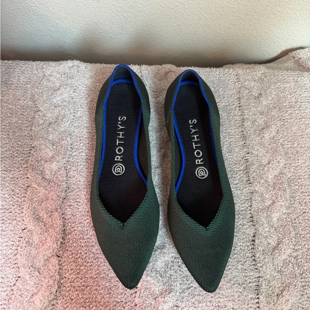 Women’s Rothy’s RARE Retired Emerald Green The Point Luxury Ballet Flats Sz 8